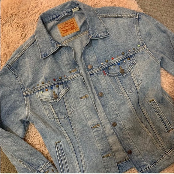 Levi's Jackets & Blazers - Levi’s Oversized Denim Jacket With Studs 🤍